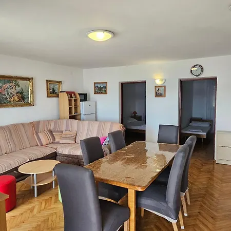 アパート Stefica ドラマリ